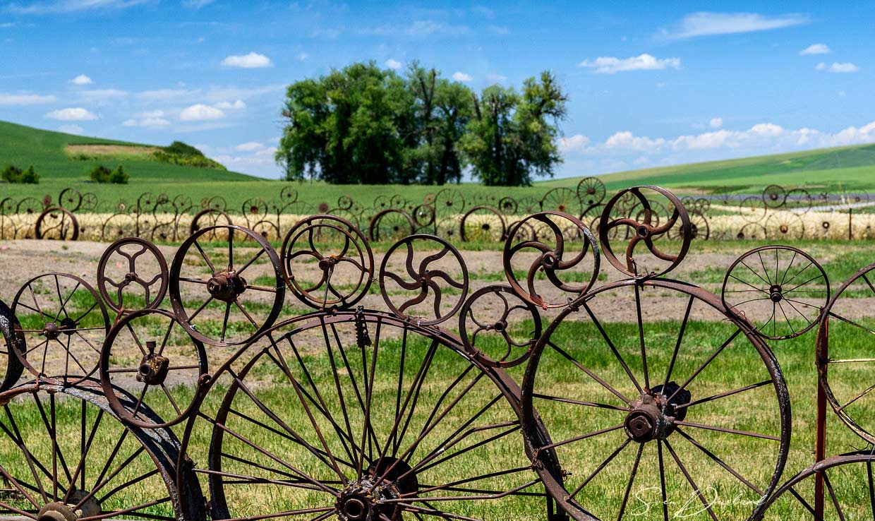 Iron Wheel fence in Uniontown